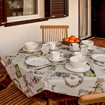 Spacious With Pool And Jacuzzi Trogir